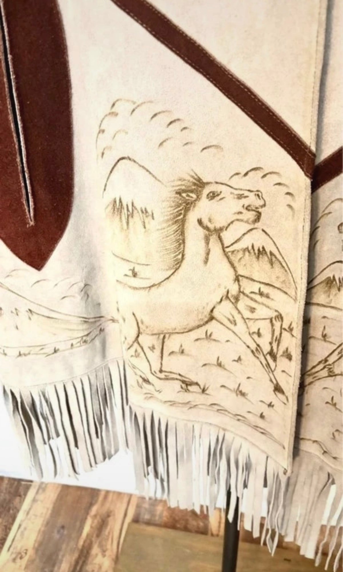 Vintage 70s Pyrography Suede western fringe cape