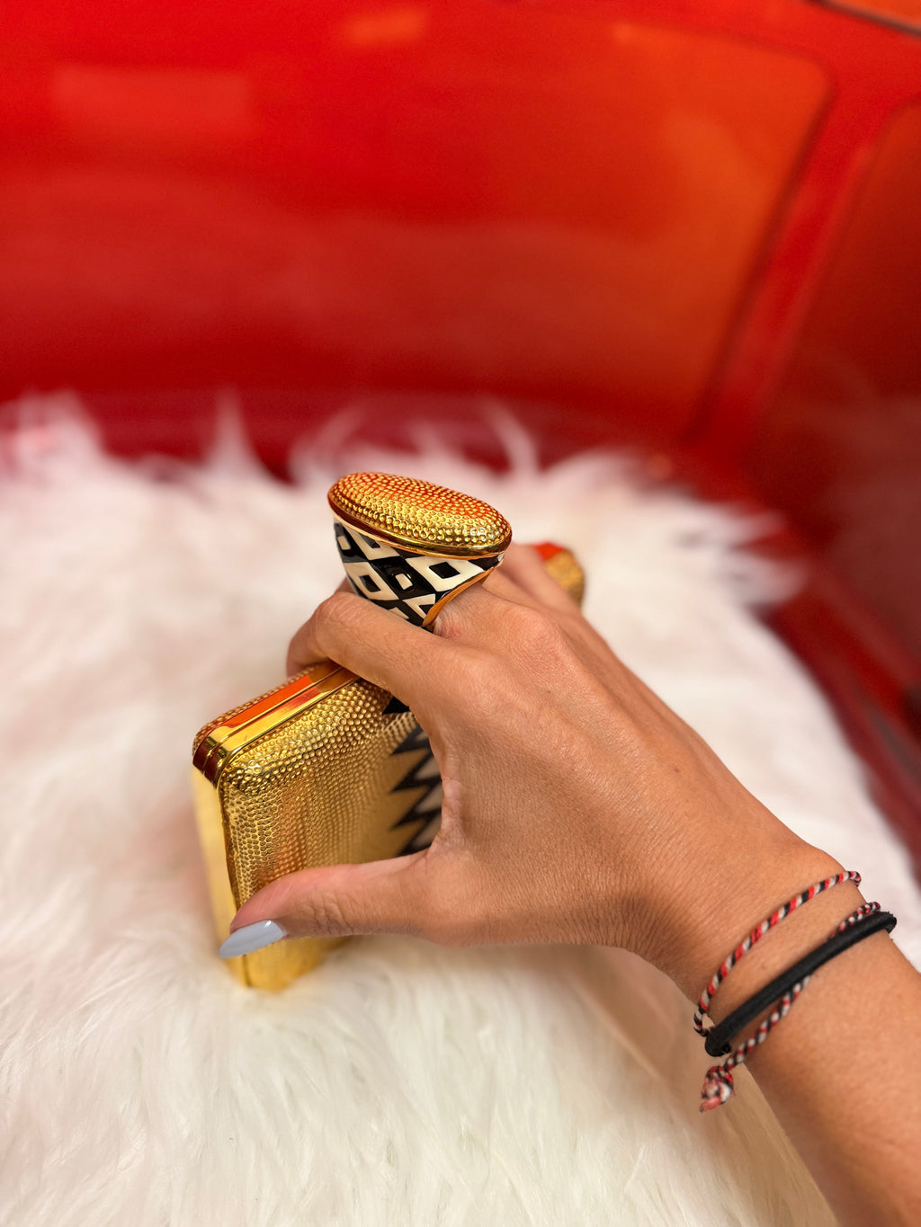 Tom Ford Gold Ring Clutch – Vintage Designer Statement Evening Bag | Luxury Secondhand Tom Ford Handbag