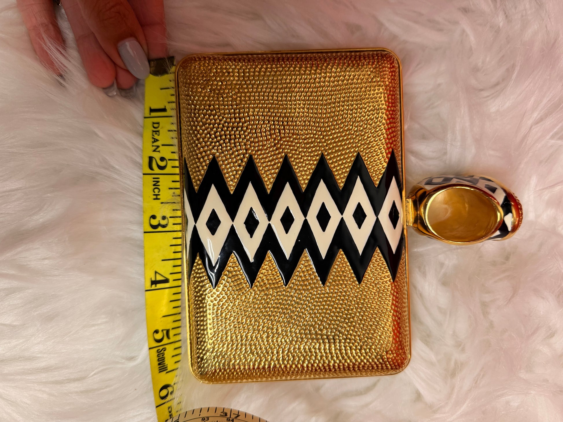 Tom Ford Gold Ring Clutch – Vintage Designer Statement Evening Bag | Luxury Secondhand Tom Ford Handbag