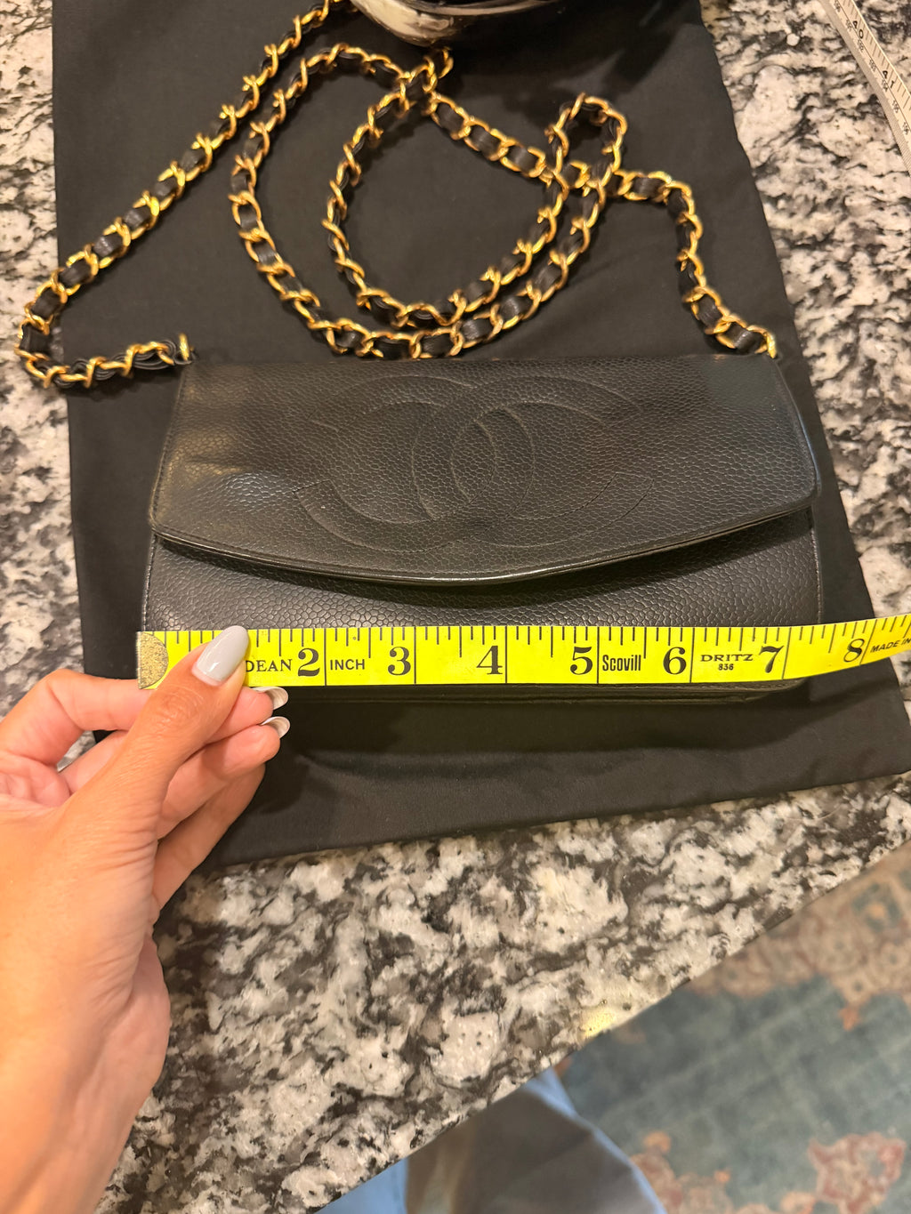Chanel 1980s wallet on chain caviar leather